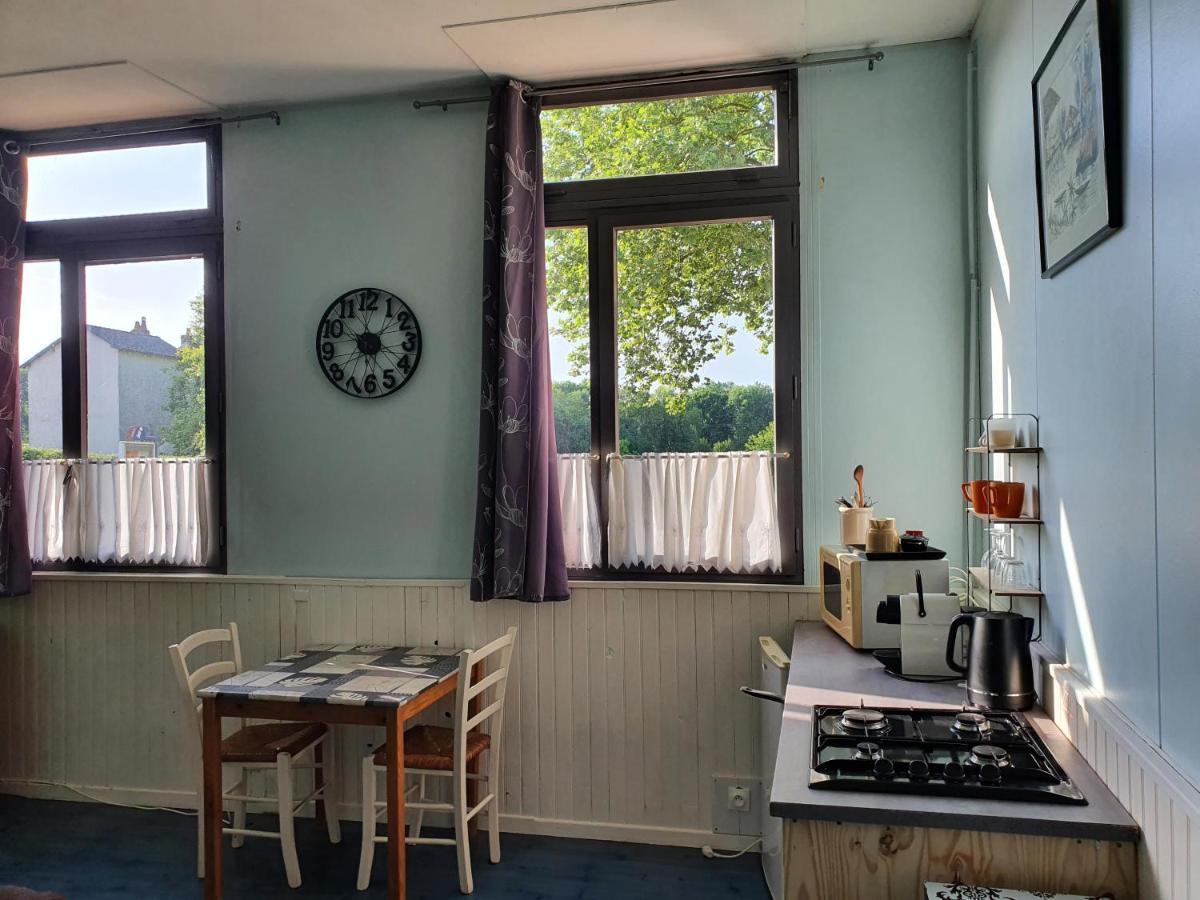 Camping Des 2 Rives- Chambres Etang-sur-Arroux Екстериор снимка